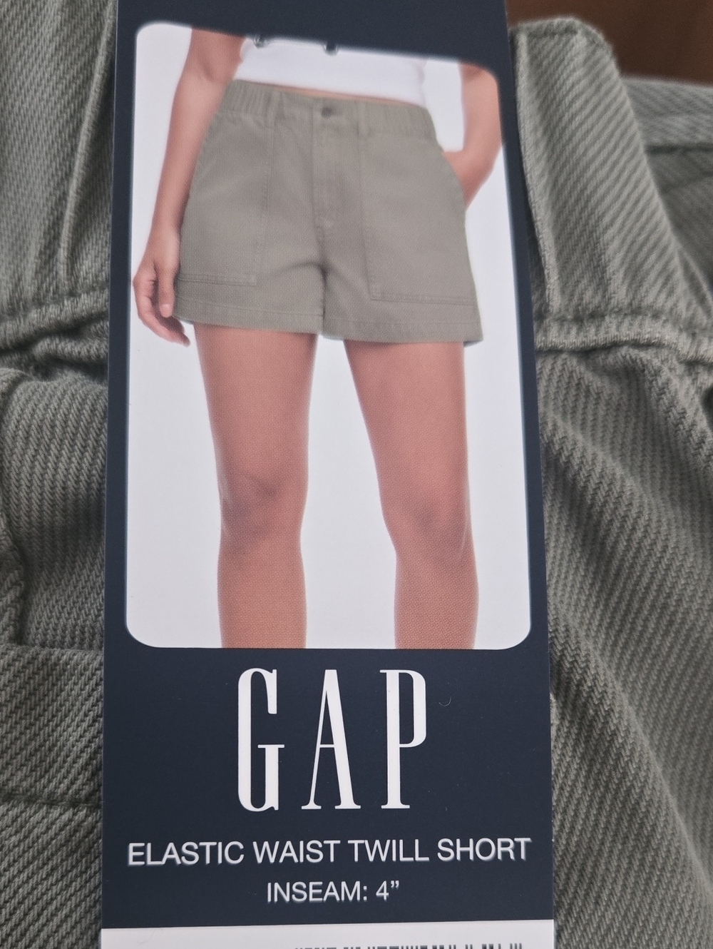 GAP Women Elastic Waist Twill Short, Inseam 4", Size S, M, L in GREEN